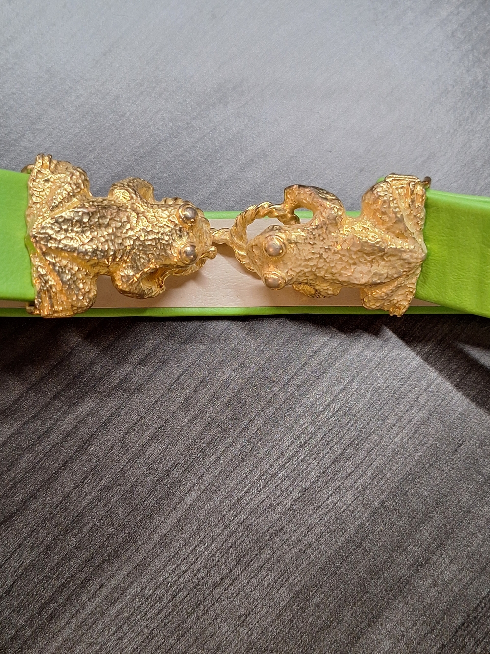 Vintage Mimi Di N Gold Frog Buckle Lime Green‎ Belt 1972